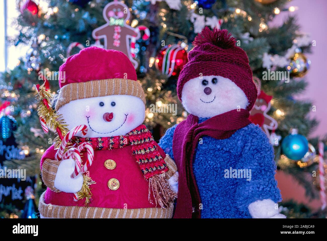 Muñeco de nieve con luces fotografías e imágenes de alta resolución -  Página 6 - Alamy