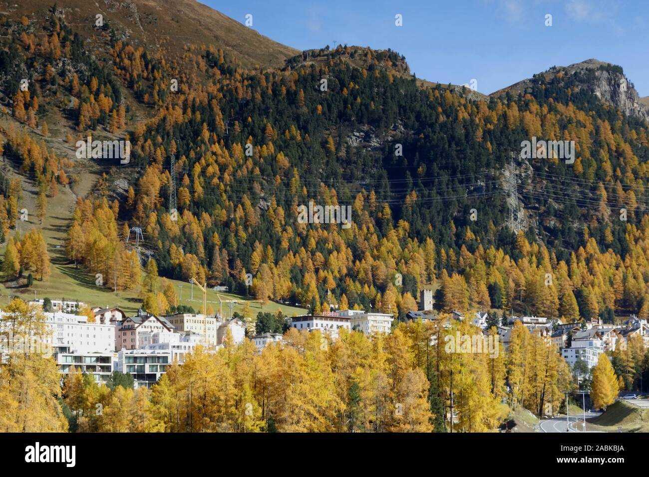 Goldener Oktober im Engadin Foto de stock