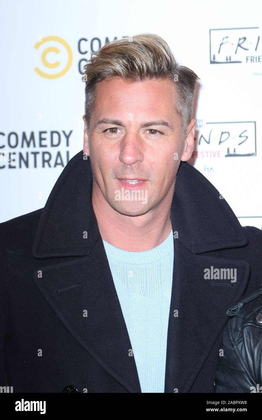 Matt Evers, FriendsFestive VIP, La fiesta de lanzamiento de Truman Brewery, Londres, Reino Unido, 28 de noviembre de 2019, Foto de Richard Goldschmidt Foto de stock