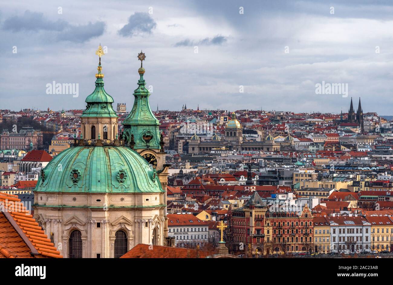 Vista aérea del centro de la ciudad. Praga Foto de stock