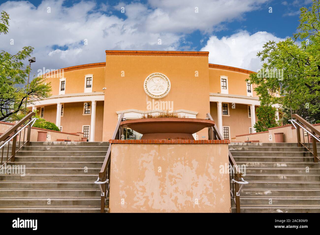 El edificio del Capitolio del Estado de Nuevo México en Santa Fe Foto de stock