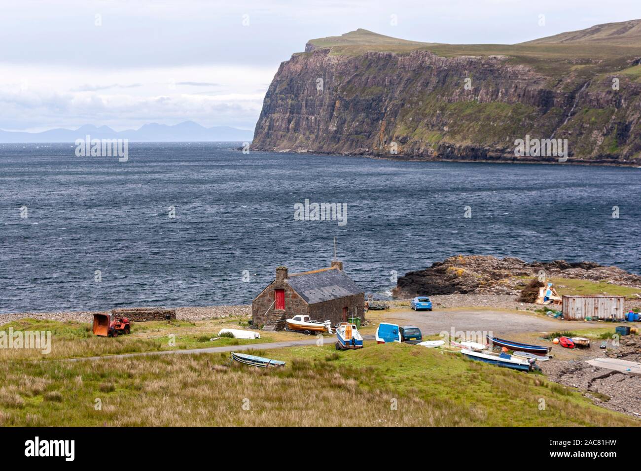 Casa rural en menor Milovaig en Loch Pooltiel, Isla de Skye, Escocia, Reino Unido Foto de stock