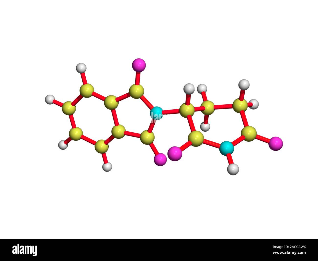 La talidomida (.O4) modelo molecular. Los átomos son codificadas  por colores (amarillo): el carbono, el hidrógeno (blanco), nitrógeno  (verde) y oxígeno (rosa). Esto me Fotografía de stock - Alamy
