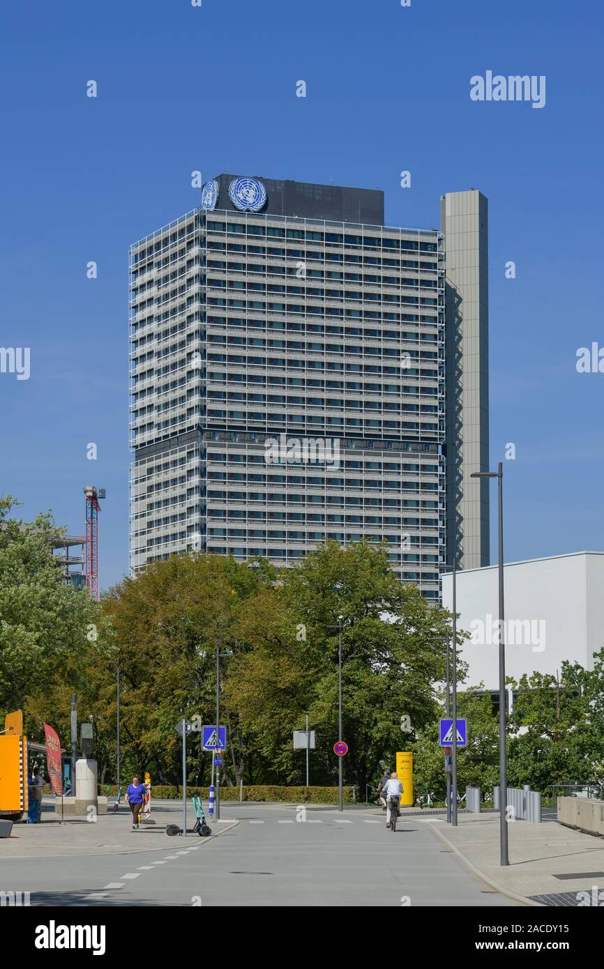 Onu-Campus, ehemaliges Abgeordnetenhochhaus "Langer Eugen", Platz der Vereinten Nationen, Bonn, Nordrhein-Westfalen, Deutschland Foto de stock