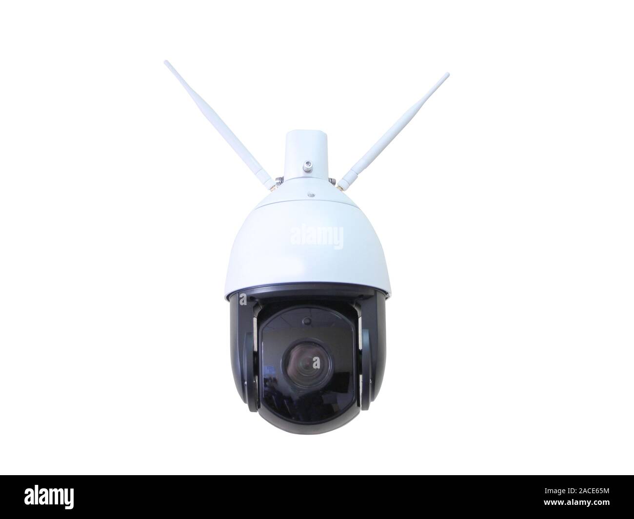 CCTV cámara de seguridad equipo de vídeo. Seguimiento de la vigilancia.  Lente de cámara de vídeo primer plano. Disparo macro. Concepto de  seguridad. Cámara de seguridad aislada Fotografía de stock - Alamy