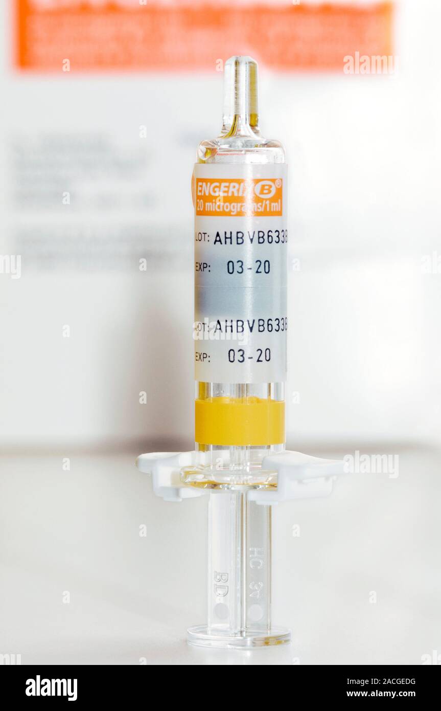 Jeringa Engerix para inocular la vacuna contra la hepatitis B. La