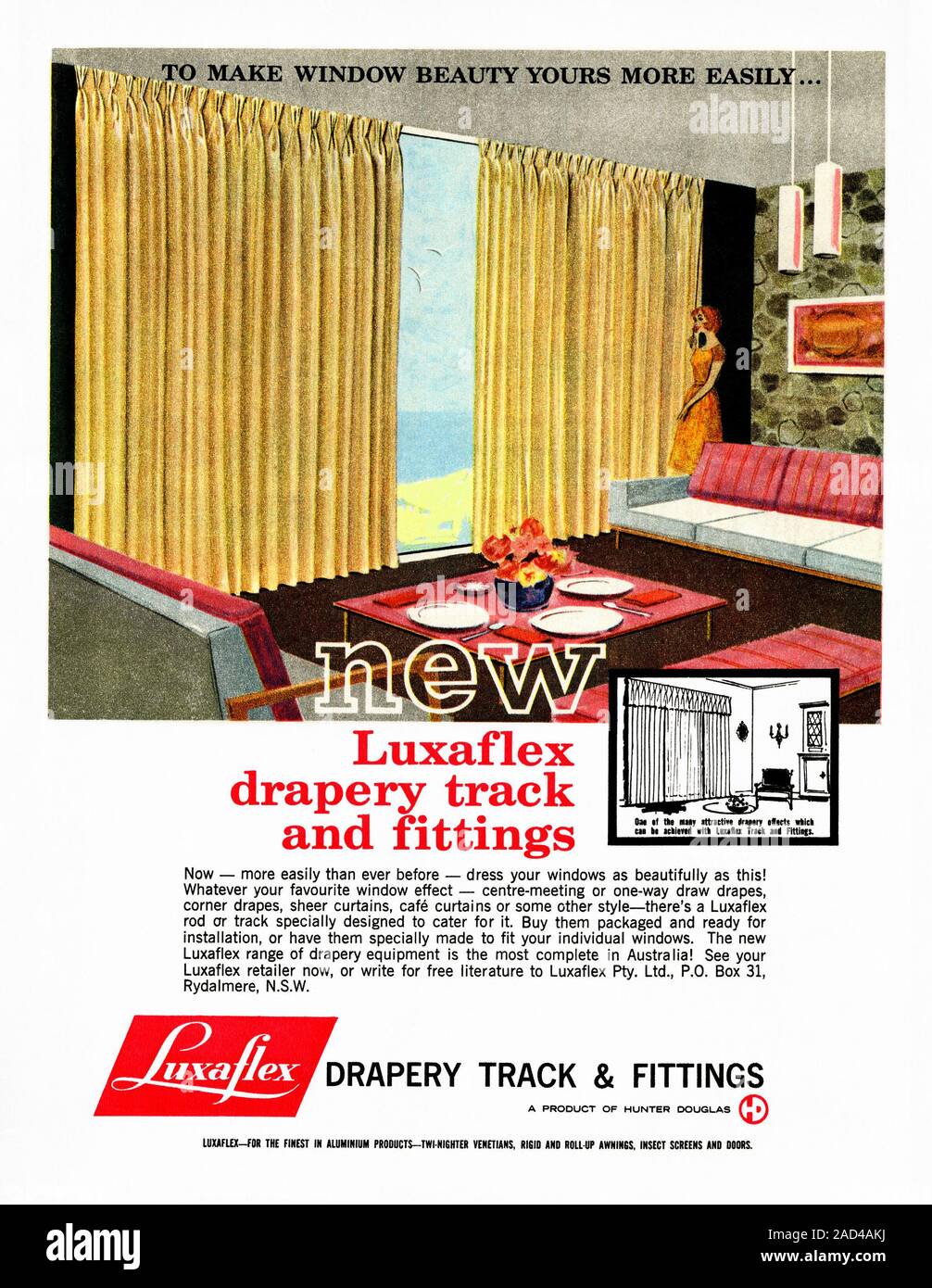 https www alamy es un viejo anuncio de cortina cortinas luxaflex via y racores aparecio en una revista australiana en 1963 la ilustracion muestra una sala de estar con una mujer abriendo las cortinas el hunter douglas machinery corporation en holanda presento sus persianas de aluminio en 1951 bajo el nombre de luxaflex el producto fue un exito en todo el mundo su alcance se amplio para incluir las persianas interiores cortina accesorios pantallas y toldos image335083718 html