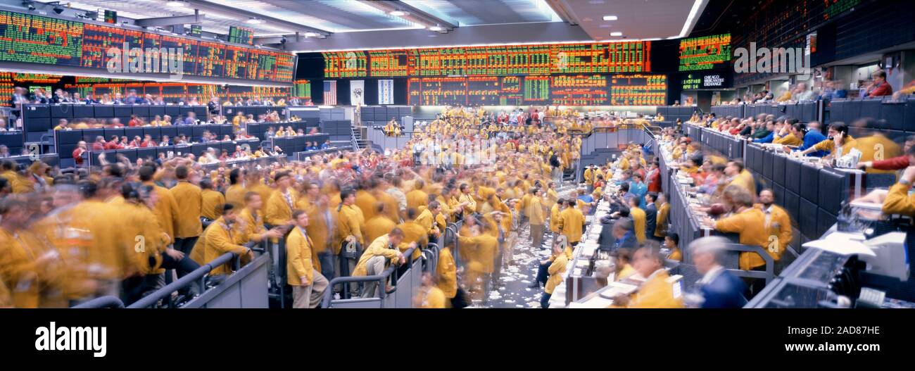 Las personas que trabajan en la Bolsa Mercantil de Chicago, Illinois, EE.UU. Foto de stock