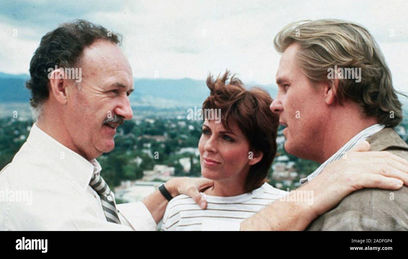Under Fire 19 Orion Pictures Con Desde La Izquierda Gene Hackman Joanna Cassidy Nick Nolte Fotografia De Stock Alamy
