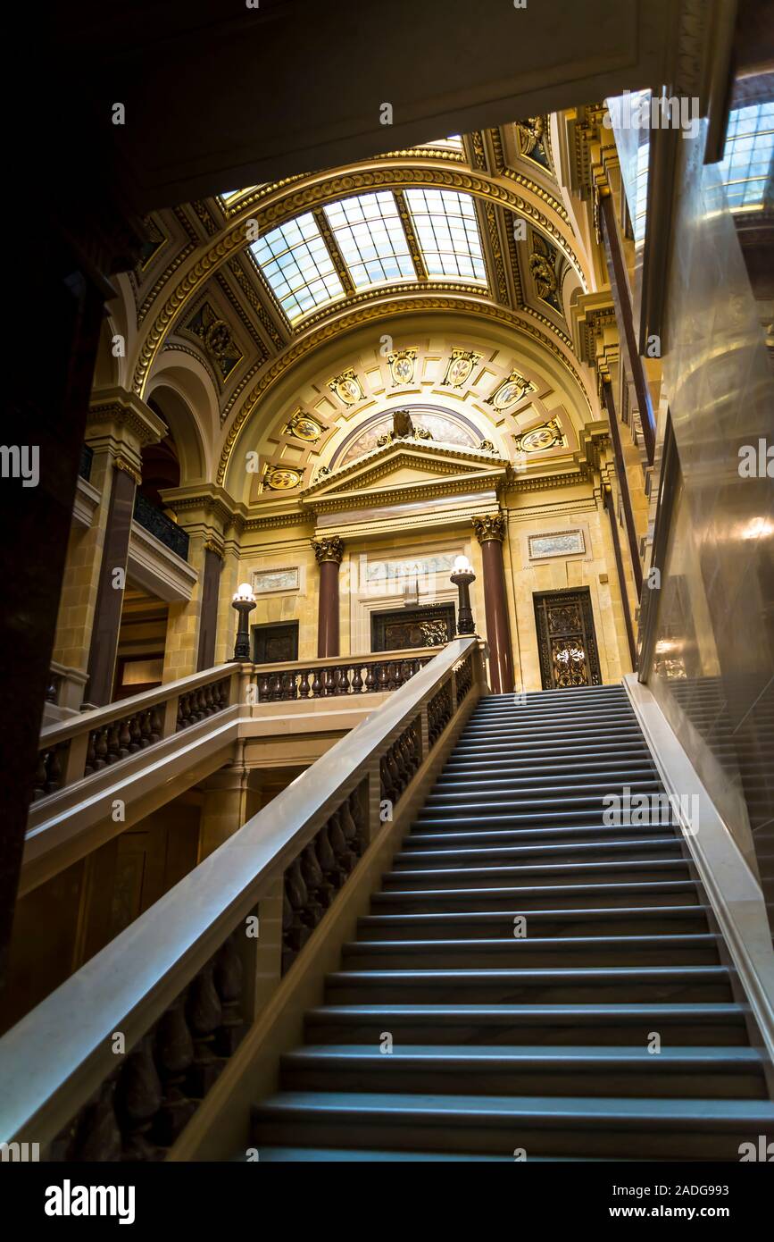 Capitolio del estado de Wisconsin, un edificio Beaux-Arts completado en 2017, Madison, Wisconsin, EE.UU. Foto de stock