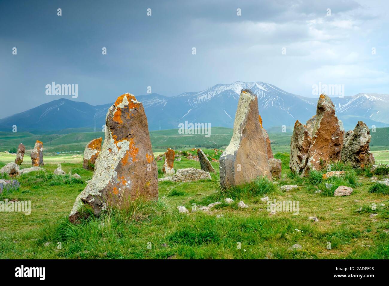 Zorats Karer (Carahunge) Standing Stones (menhires), provincia de Sisian, Syunik, Armenia Foto de stock