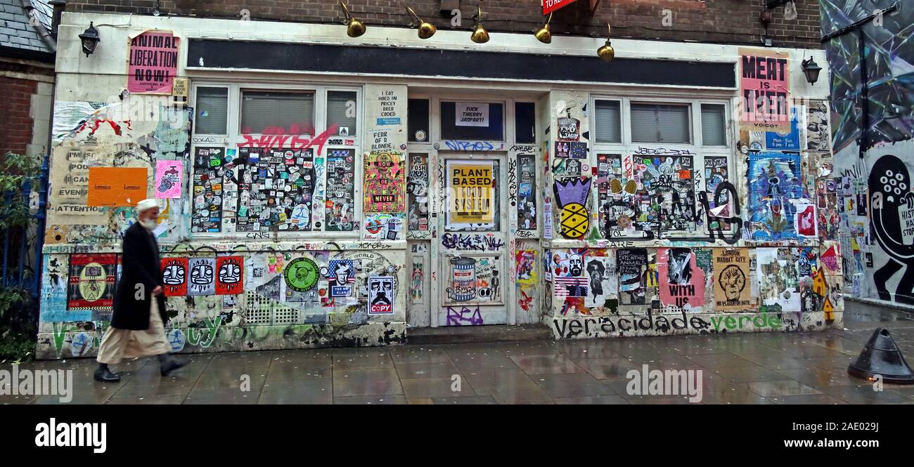 La carne ha terminado, Brick Lane, arte y graffiti, Shoreditch, Tower Hamlets, East End, Londres, South East, Inglaterra, Reino Unido, E1 6QL Foto de stock