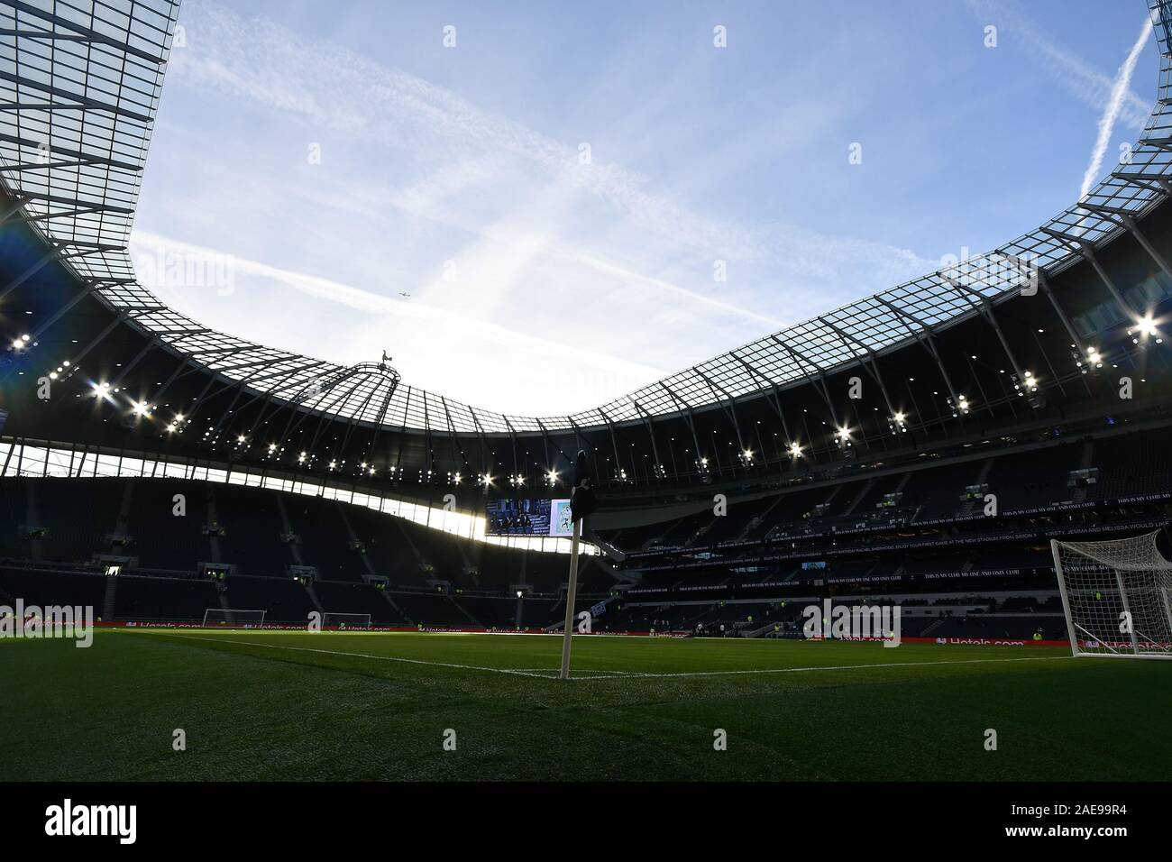 Londres, Inglaterra - Diciembre 7ª Vista General del recinto durante la Premier League entre Tottenham Hotspur y Burnley en White Hart Lane, Londres, el sábado 7 de diciembre de 2019. (Crédito: Ivan Yordanov | MI News ) Fotografía sólo podrán ser utilizados para el periódico y/o revista propósitos editoriales, se necesita licencia para uso comercial: mi crédito Noticias & Sport /Alamy Live News Foto de stock