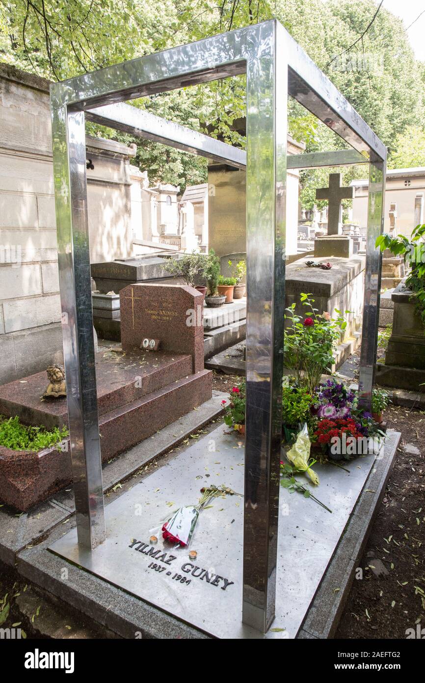 El cementerio Pere Lachaise, tumbas famosas, Paris Fotografía de stock Alamy