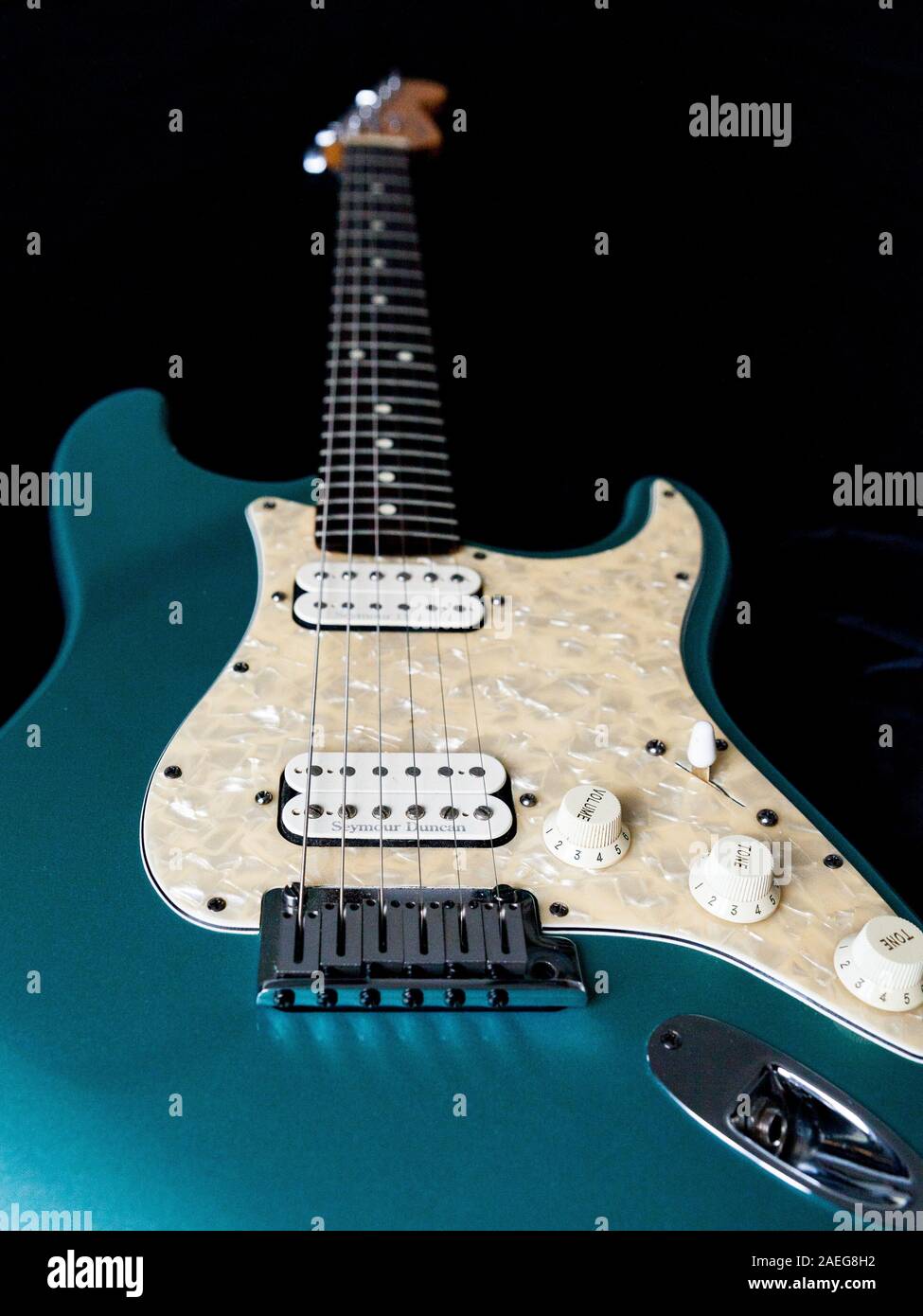 Electric guitar instrumental fotografías e imágenes de alta resolución -  Alamy