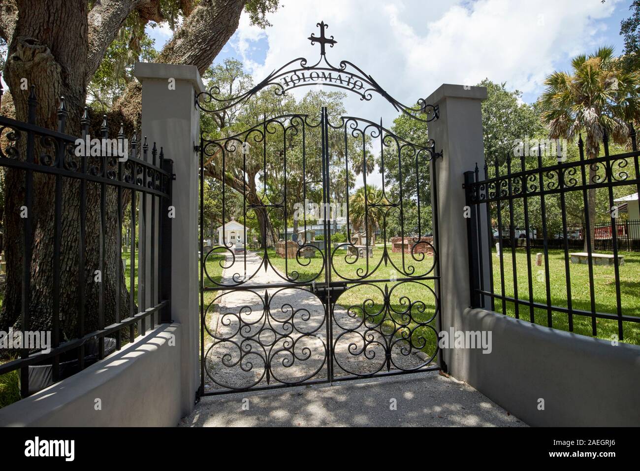 Puertas de entrada al cementerio tolomato san Agustín, Florida, EE.UU