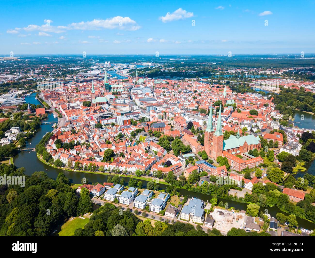 Vista aérea de la ciudad vieja Lubeck en Alemania Foto de stock