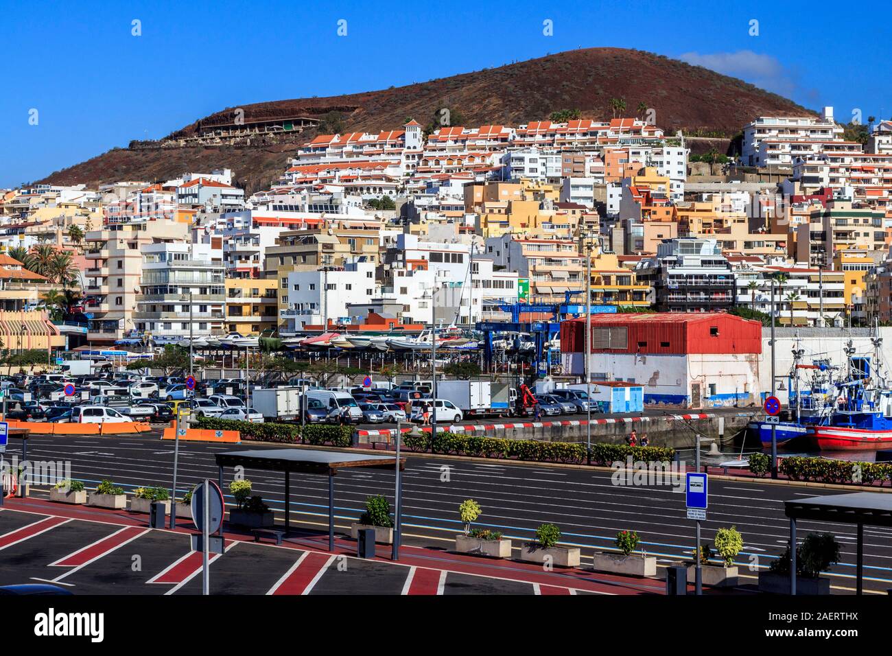Los Cristianos, Tenerife, Islas Canarias, una isla española, España, frente a la costa noroeste de África. Foto de stock