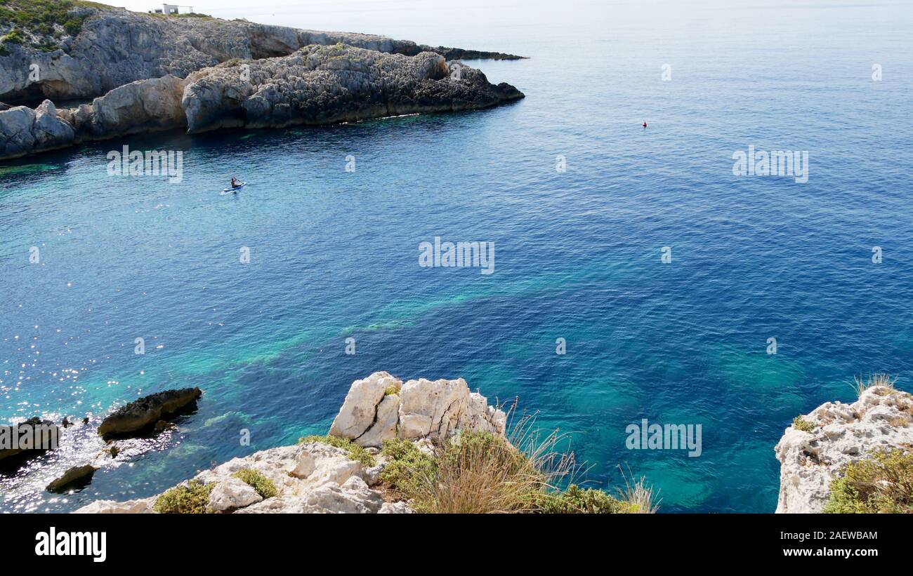 El mar Jónico a finales del verano Foto de stock
