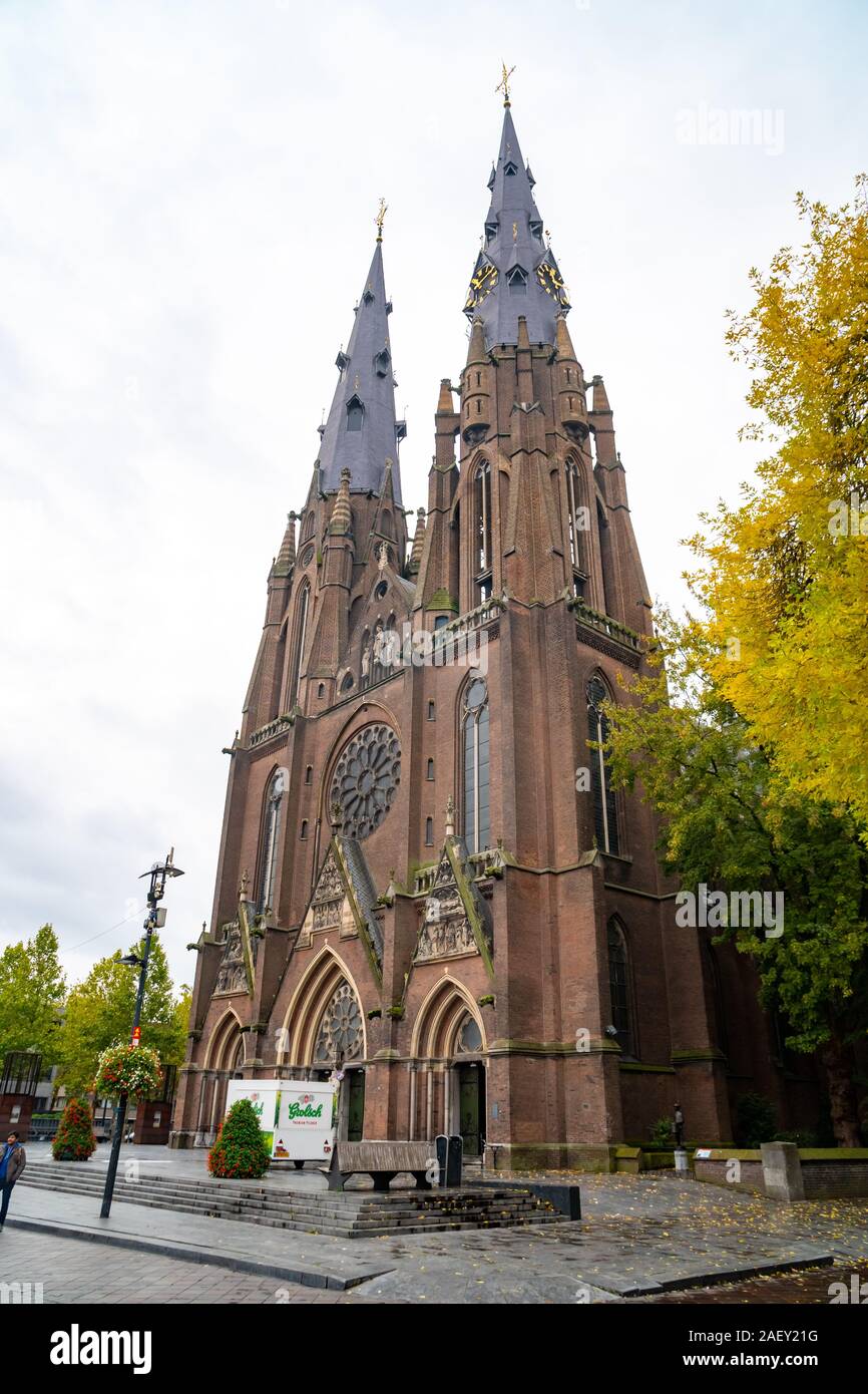 Eindhoven, Holanda : la iglesia de Santa Catalina  (Sint-Catharinakerk) en Eindhoven. La religión Fotografía de stock - Alamy