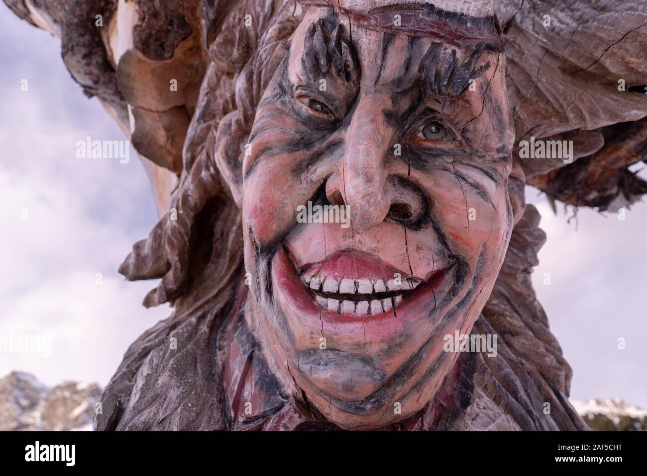 Cara de monstruo feo fotografías e imágenes de alta resolución - Alamy