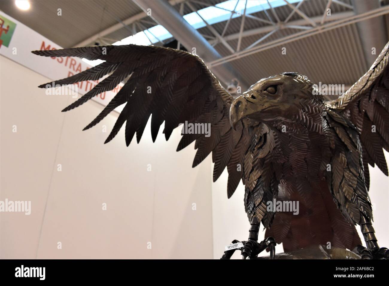 El aguila de hierro fotografías e imágenes de alta resolución - Página 2 -  Alamy