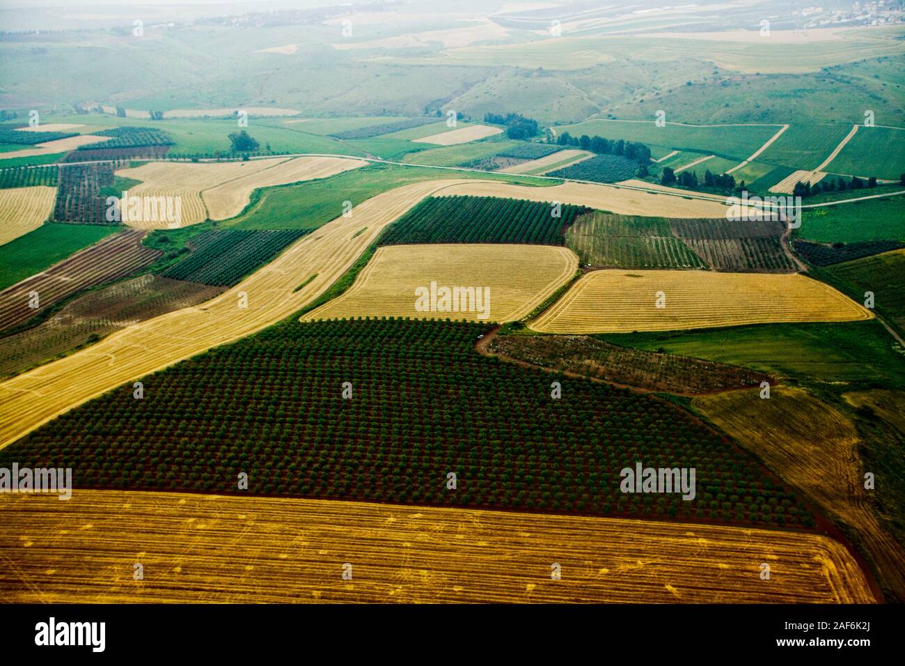 La fotografía aérea. Vista elevada de los campos agrícolas en el valle de Jezreel, Israel Foto de stock