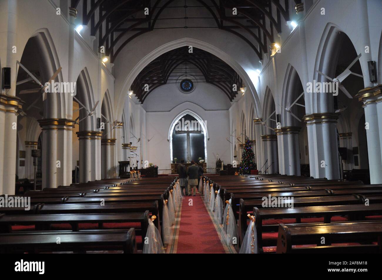 Peshawar, Pakistán. 13 dic, 2019. La iglesia es decorar en Navidad, Navidad y los preparativos están en marcha en la zona de la iglesia Cantt. (Foto por Hussain Ali/Pacific Press) Crédito: Pacific Peshawar, Pakistán. 13 dic, 2019. La iglesia es decorar en Navidad, Navidad y los preparativos están en marcha en la zona de la iglesia Cantt. (Foto por Hussain Ali/Pacific Press) Crédito: Pacific