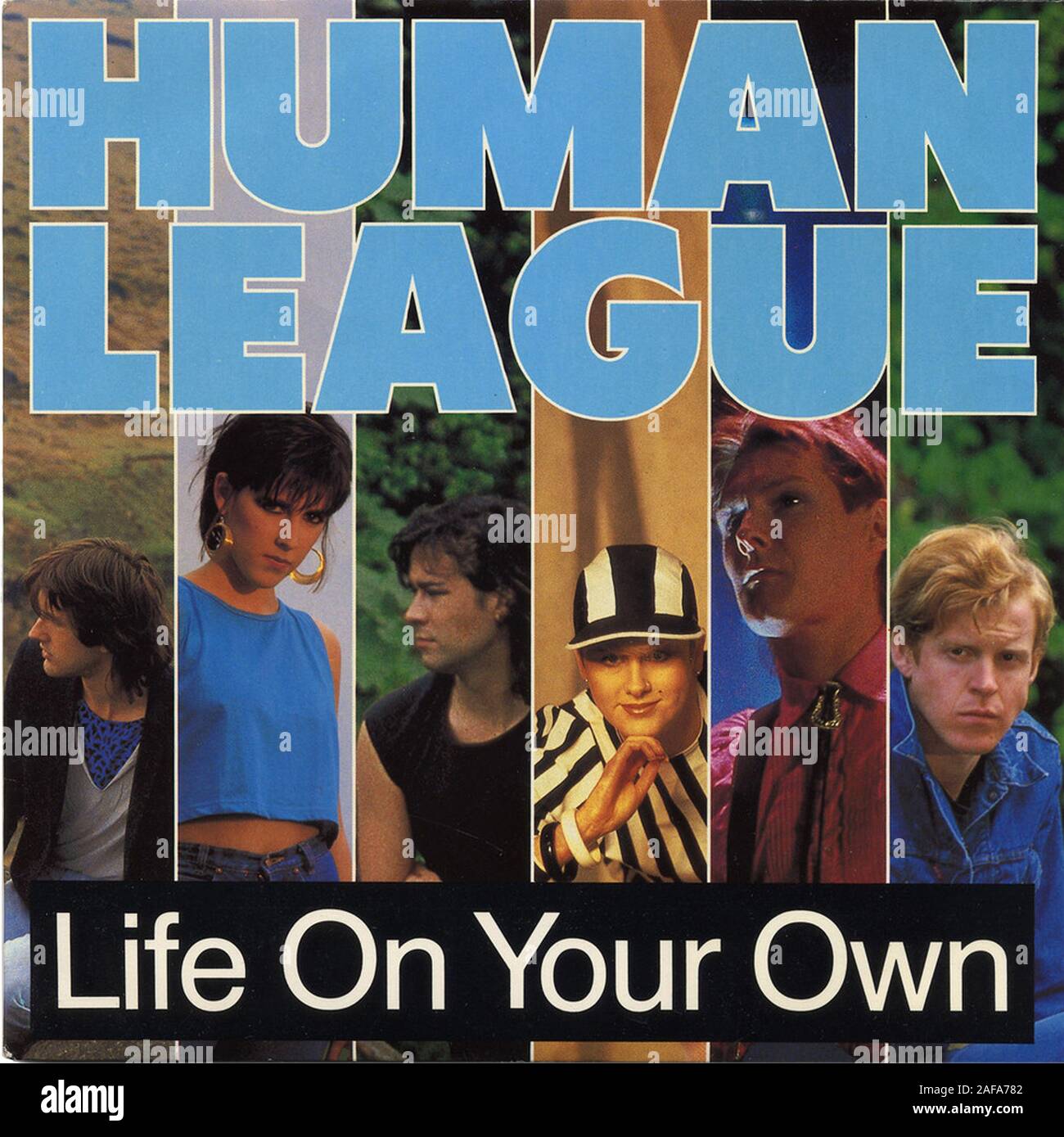 El Human League - en su propia vida - vinilo Vintage portada del álbum Foto de stock