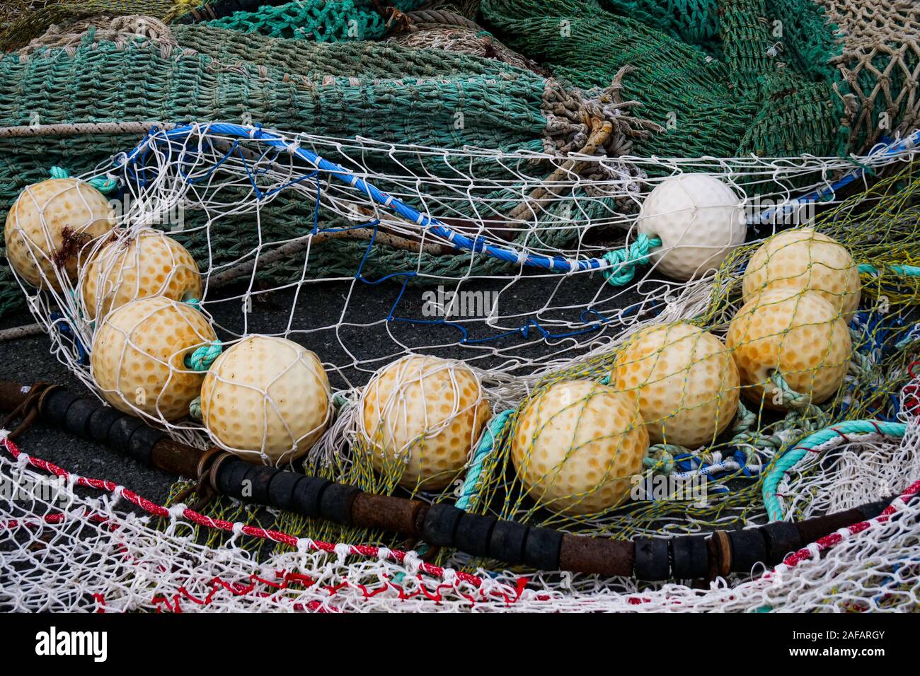 Las redes de pesca, Saint-Jean de Luz, Pirineos Atlánticos, Francia Foto de stock