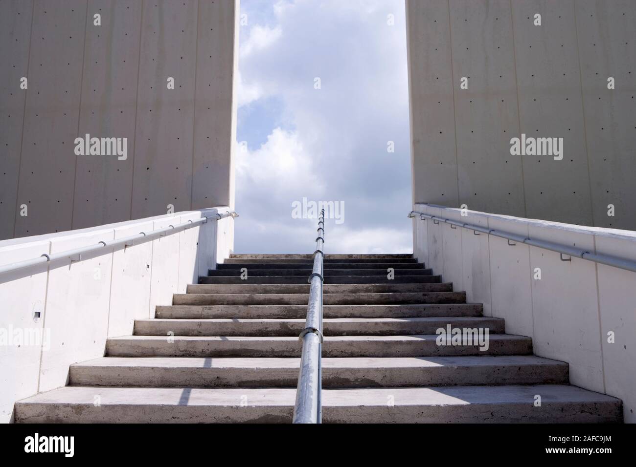 Escalera que conduce hacia arriba. Miami, Florda Foto de stock