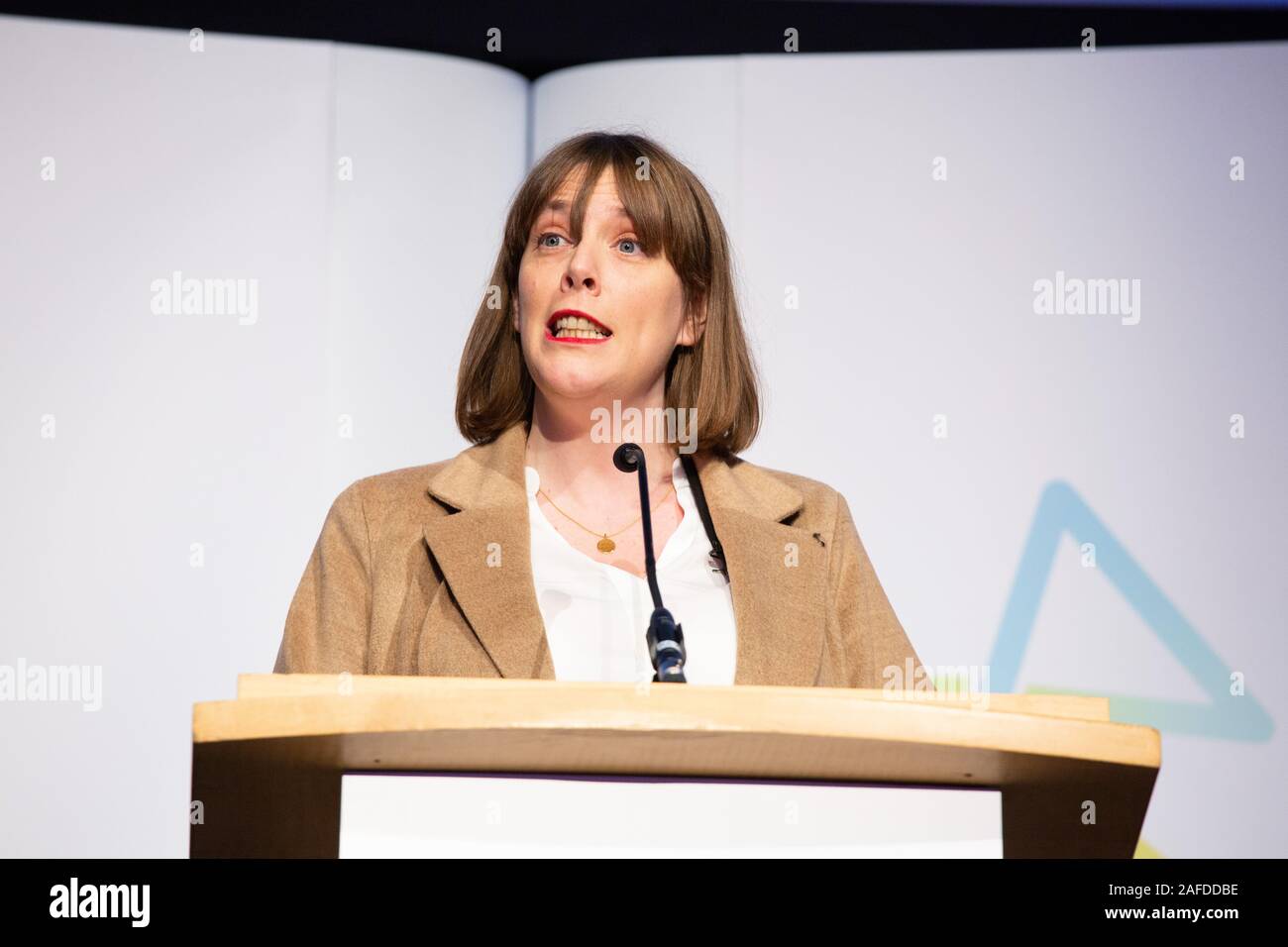 Jess Phillips, MP para Yardley Birmingham ilustra a la ICC cuando ocupó su asiento. Jess Phillips está en pugna por el liderazgo del partido laborista Foto de stock