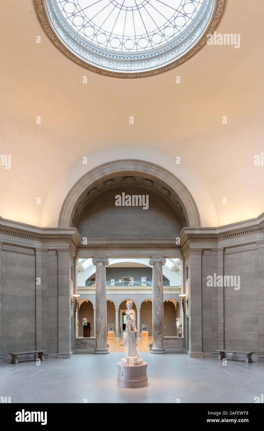 Interior del Cleveland Museum of Art, Cleveland, Ohio, EE.UU. Foto de stock