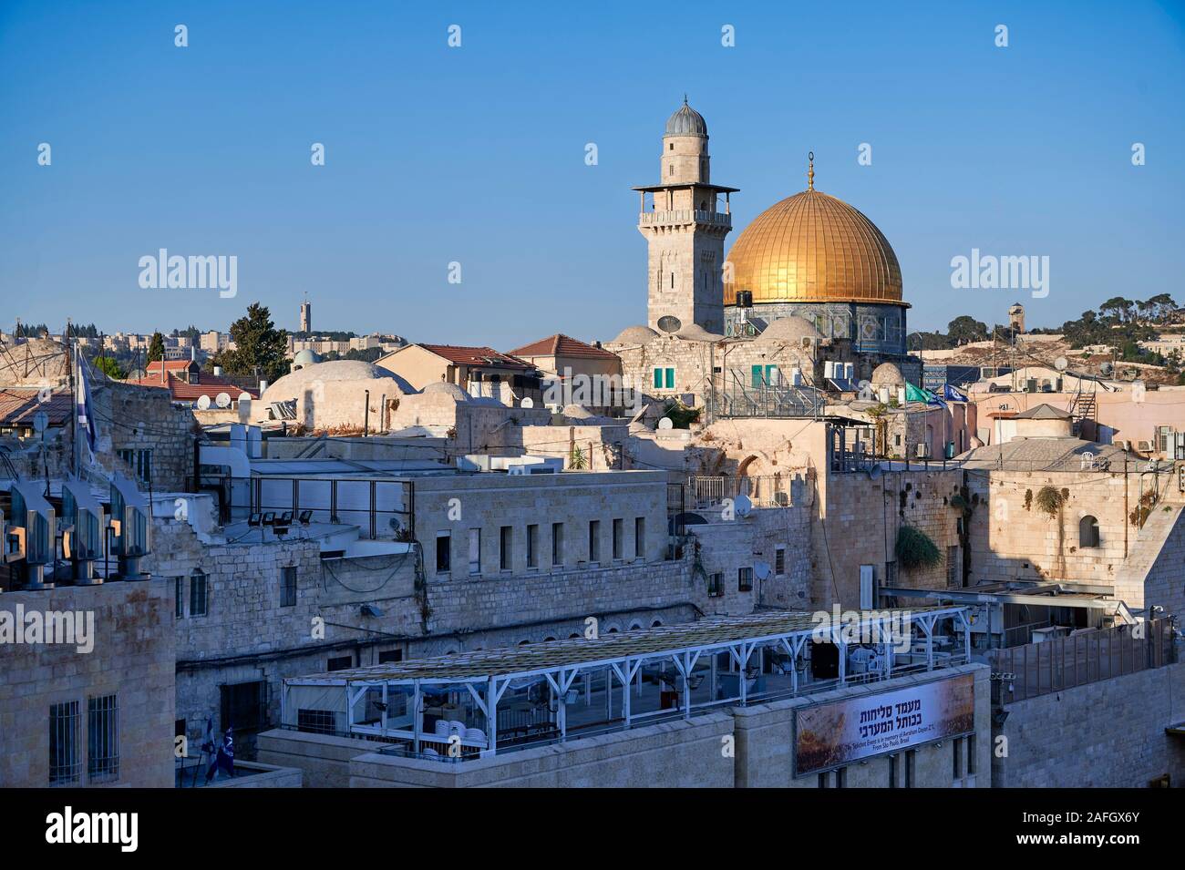 Jerusalén, Israel. La cúpula de la roca, el monte del templo y el muro de las lamentaciones Foto de stock