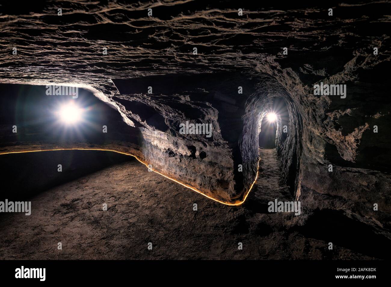 Cuevas de Hella, Islandia. Cavernas hechas por el hombre, podrían ser realizadas por los Celtas que habitaban Islandia ante el diario colonia escandinava, a finales del siglo IX. Foto de stock