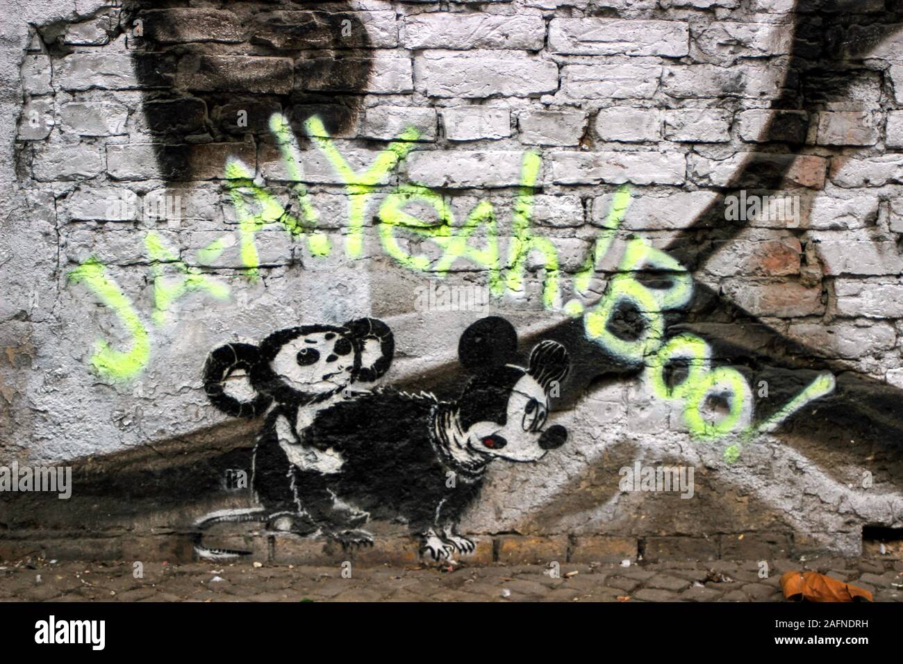 Galeria De Arte De La Calle Graffiti Sobre La Pared De Ladrillo