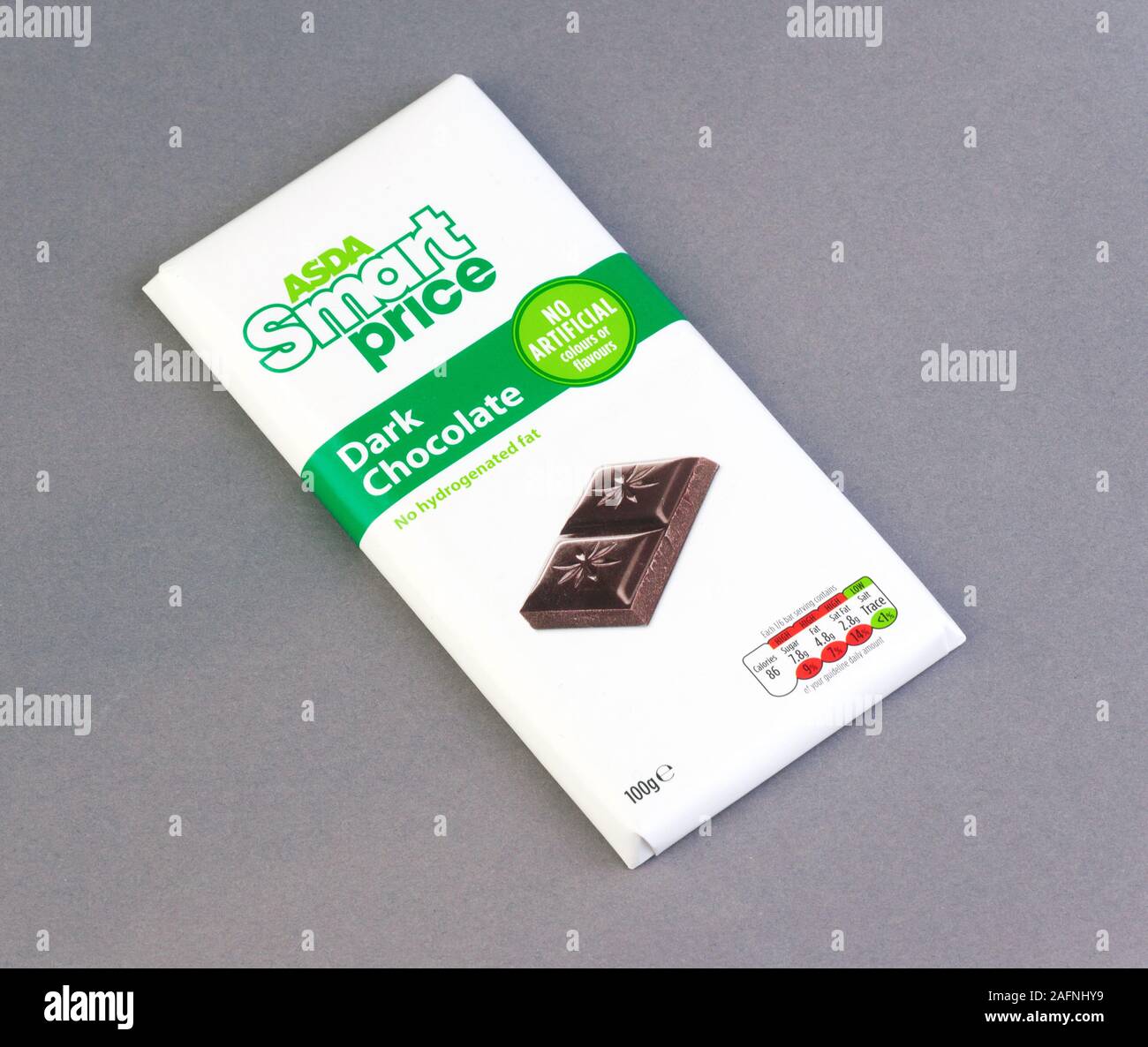 Asda Smart Precio chocolate oscuro Foto de stock