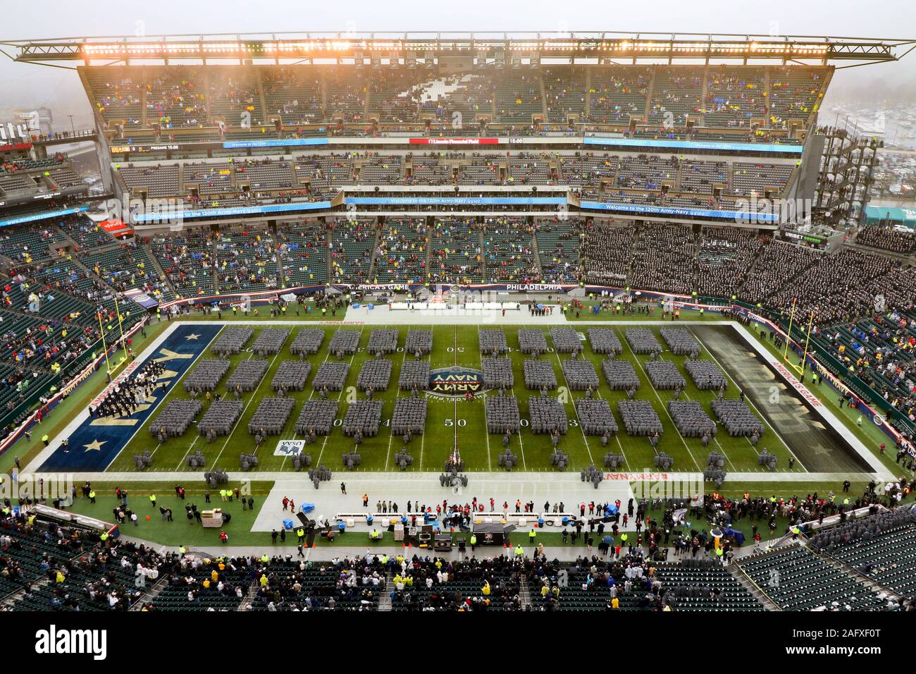 Vista de Lincoln Financial Field en el comienzo de la 120ª Army-Navy juego de fútbol en el 14 de diciembre de 2019 en Filadelfia, Pensilvania. Marina reclama el título superando 31-7 del Ejército. Foto de stock