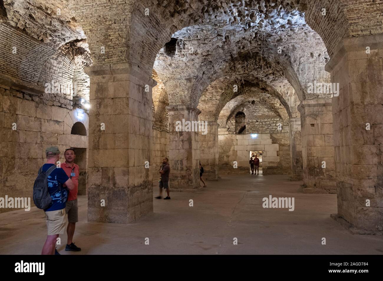 Sótano salas del Museo del Palacio de Diocleciano, Split, Croacia Foto de stock