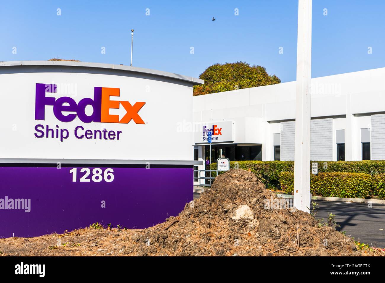 Centro de carga fedex fotografías e imágenes de alta resolución Alamy