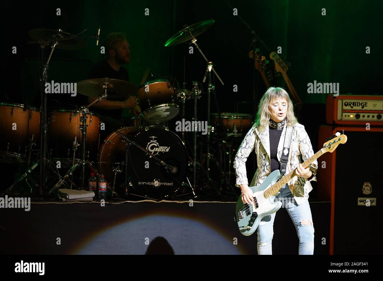 SUZI QUATRO & Band live im Kulturpalast Dresden. Dresden, 18.12.2019 Foto de stock