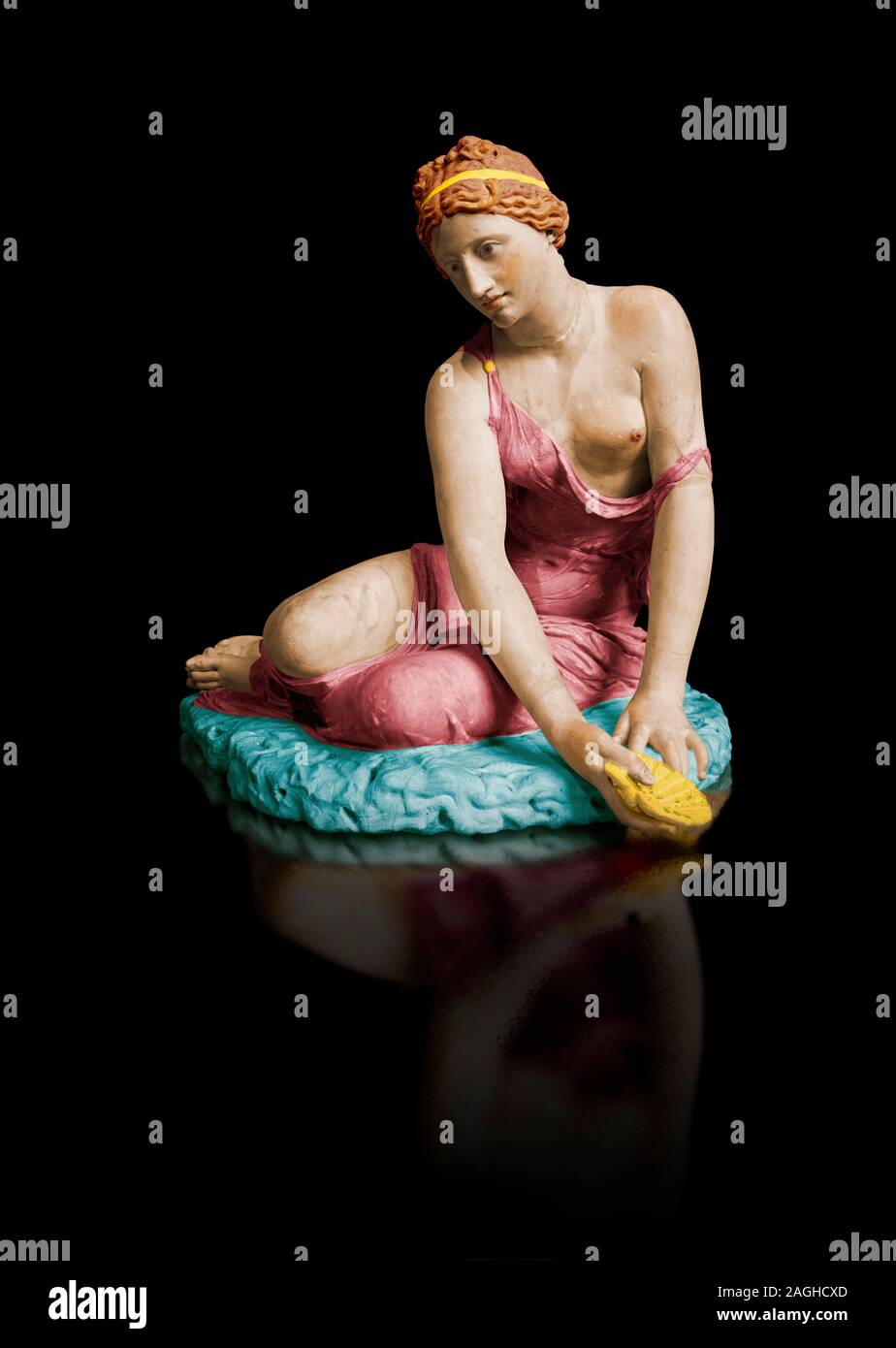 La versión de color pintado de una ninfa con un shell ( Nymphe a la coquille ) una estatua de mármol del siglo I procedentes de Italia que fue parte de la colección Borghese Foto de stock