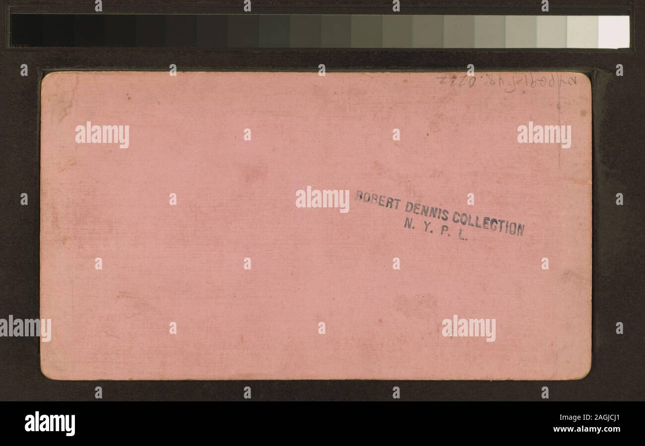 Manto de la Wentworth House, New Castle, NH Manto de Wentworth House