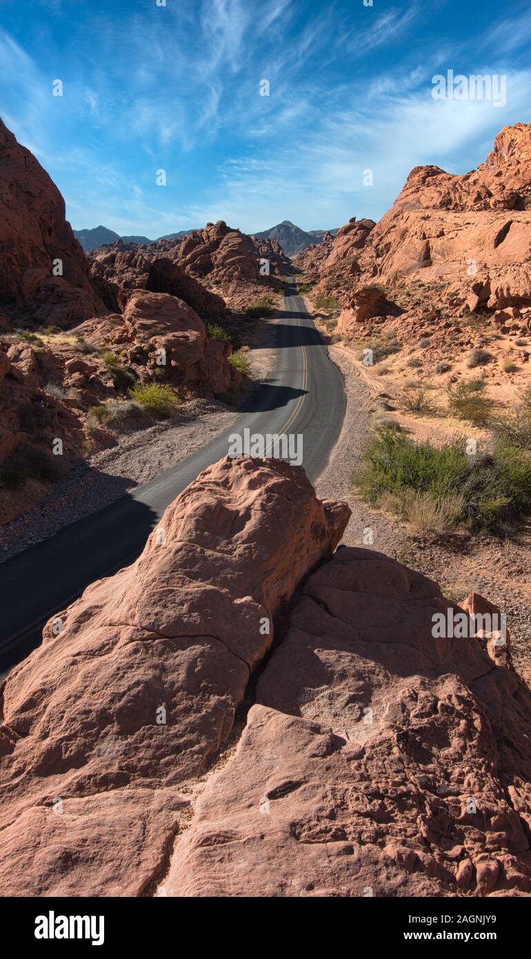 El Parque Estatal Valle del Fuego es una recreación pública y conservación de la naturaleza área de casi 46,000 acres ubicado a 16 millas al sur de Overton, Nevada. Foto de stock