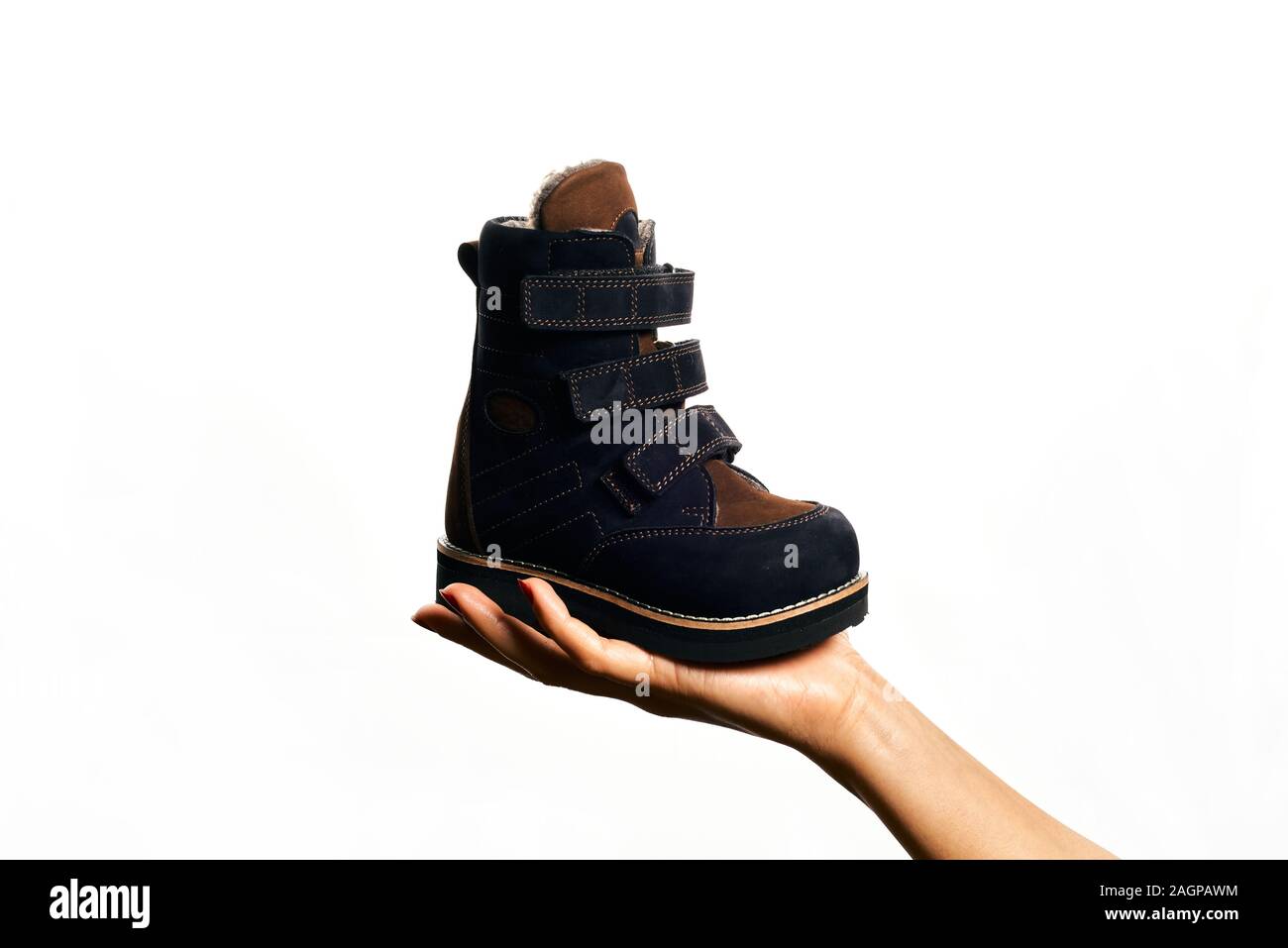 Calzado ortopédico. Calzado de invierno. Bebé zapatos Calzado ortopédico. Calzado de invierno. Bebé zapatos
