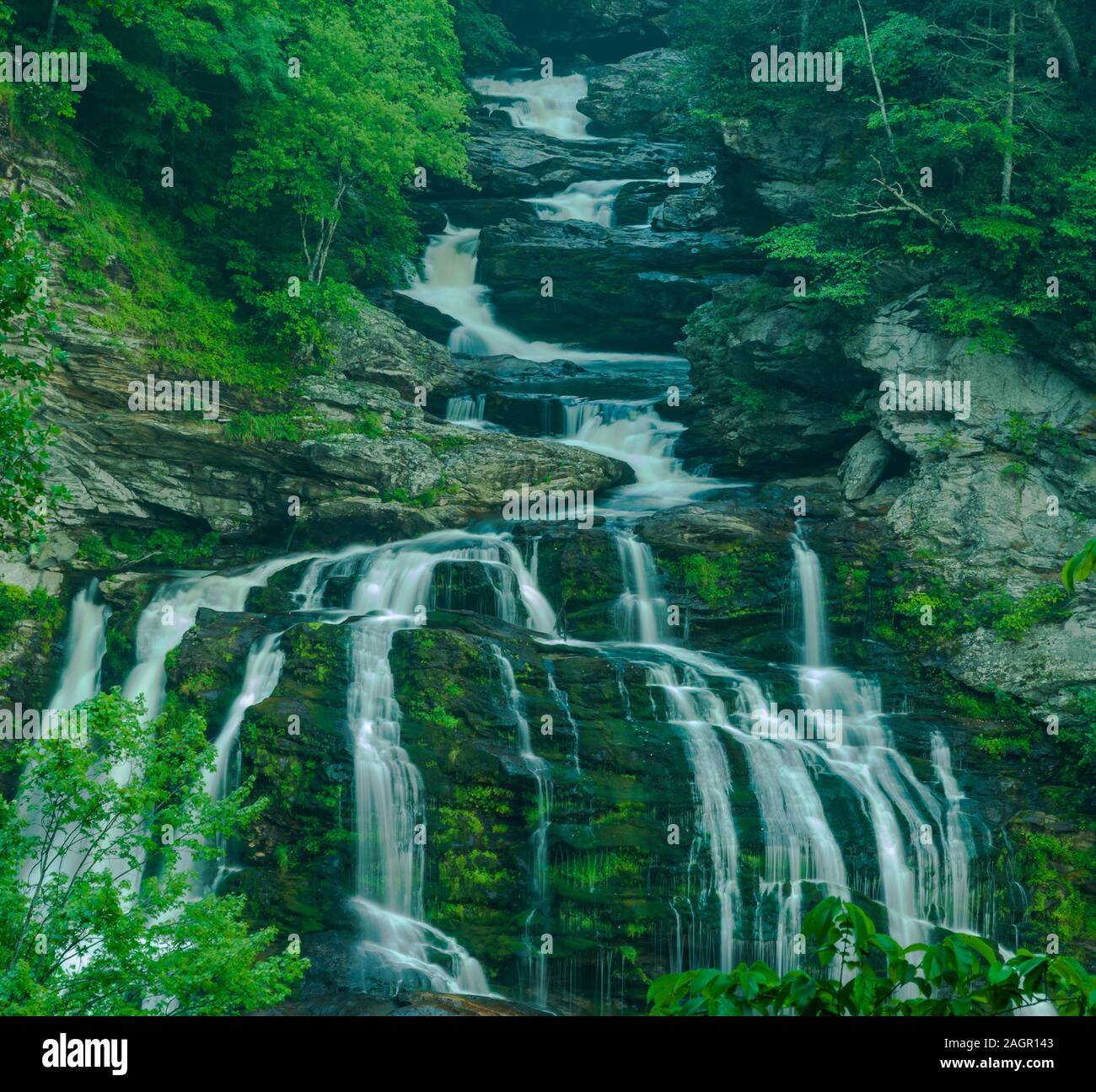 Cascadas de carolina del norte fotografías e imágenes de alta