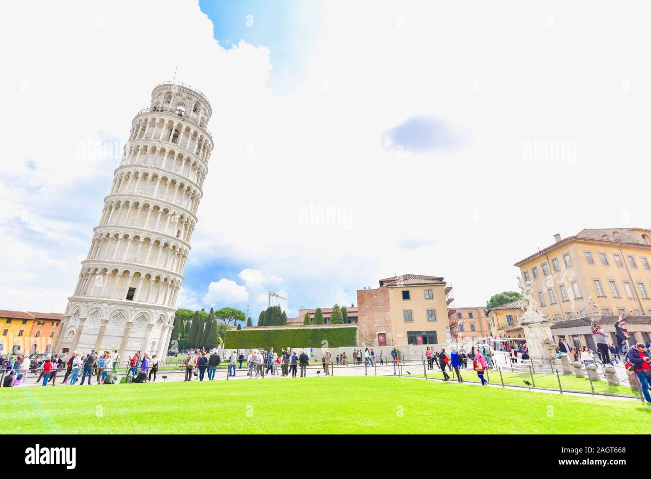 Escenario de la plaza de los Milagros o Piazza dei Miracoli en Italia