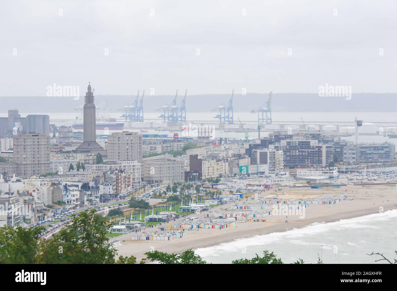 Skyline del puerto y del centro de la ciudad de Le Havre, Seine-Maritime, Normandía, Francia. Foto de stock