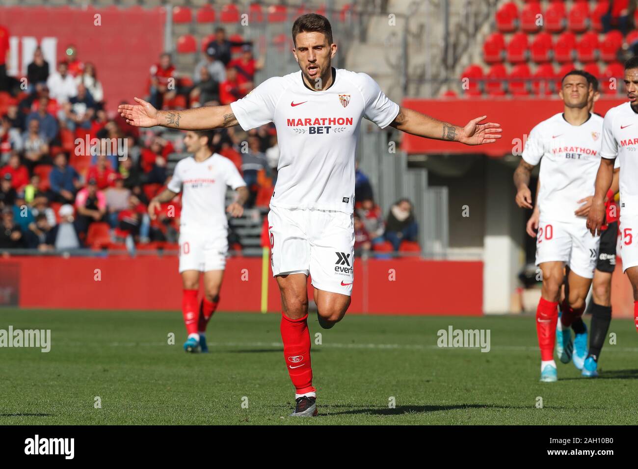 Palma de Mallorca, España. 21 dic, 2019. Daniel Carriço (Sevilla) fútbol/Soccer : español 'La Liga Santander" coincidencia entre el RCD Mallorca 0-2 Sevilla FC en el estadio de Son Moix en Palma de Mallorca, España . Crédito: Kawamori Mutsu/AFLO/Alamy Live News Foto de stock