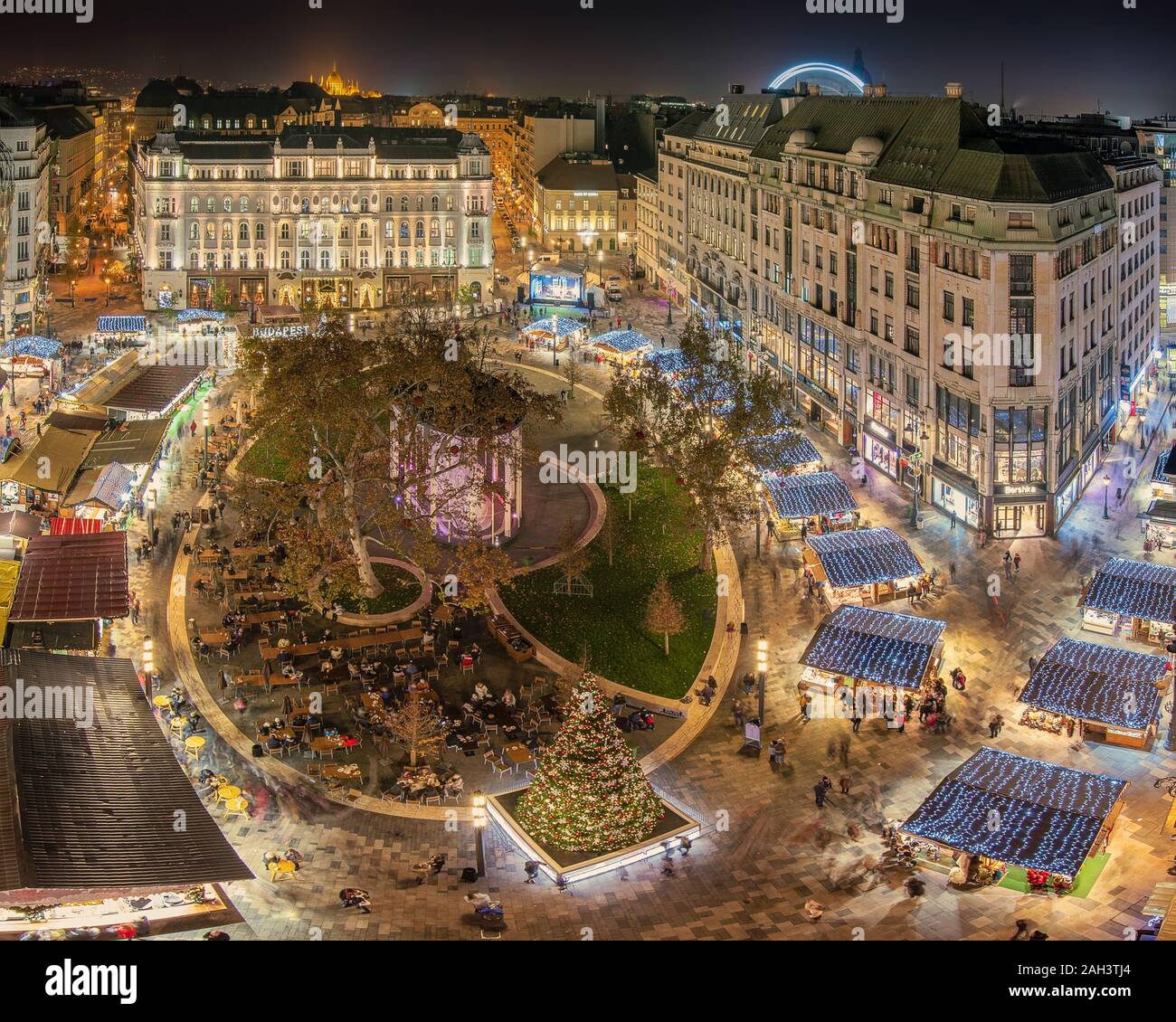 Budapest, Hungría, el mercado de Navidad. Mercado de Navidad Foto de stock